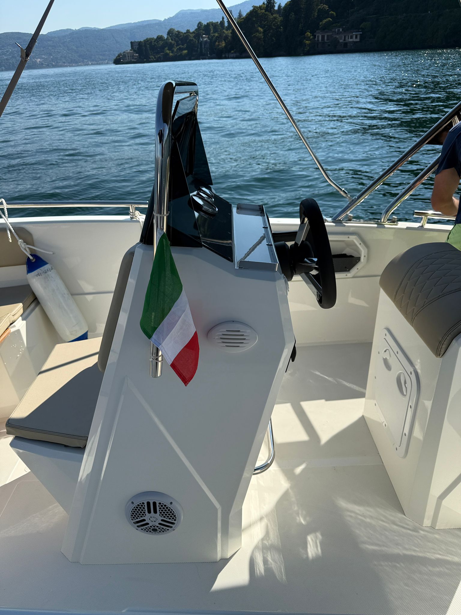 Dettaglio di poppa di Teorema 20 Open